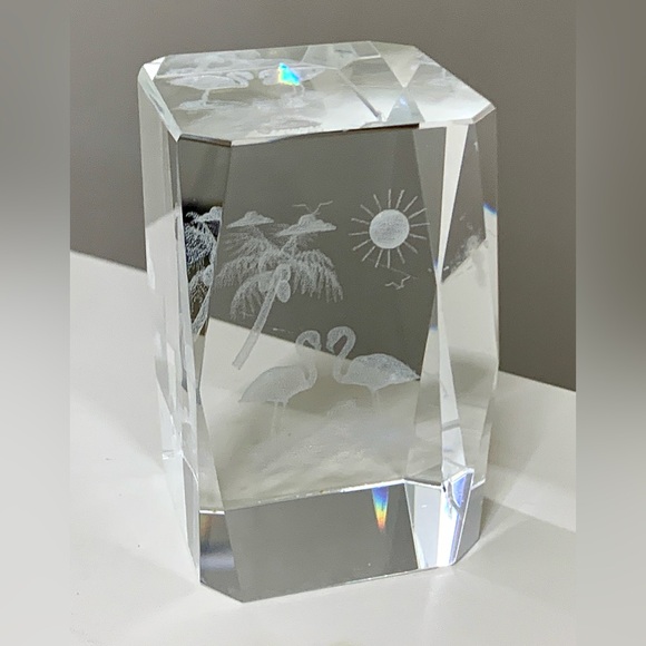 Solid Lead Crystal Laser Etched 3D Holographic Tropical Beach Scene Paperweight - Picture 1 of 16
